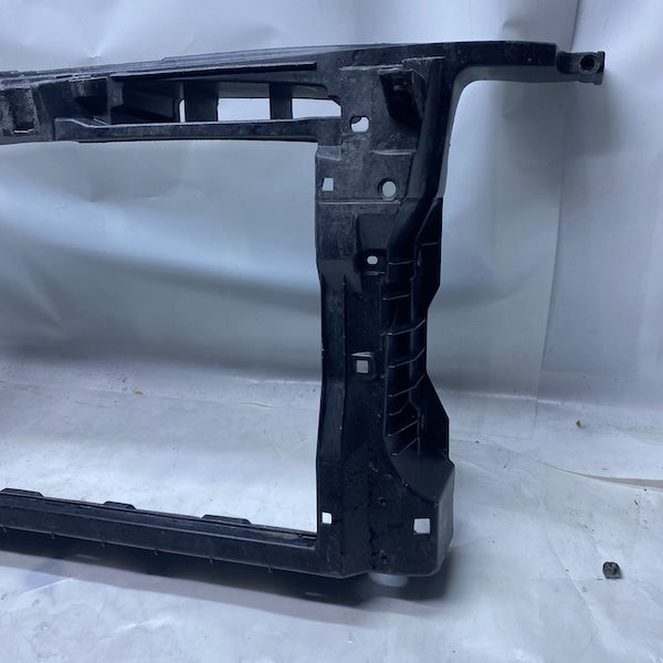 Skoda Superb Ön Panel 3T0805588D 09-13