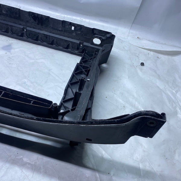 Skoda Superb Ön Panel 3T0805588D 09-13