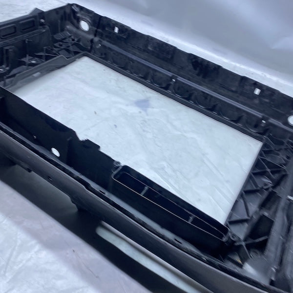 Skoda Superb Ön Panel 3T0805588D 09-13