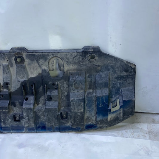 Skoda Superb Ön Tampon Alt Muhafaza 3V0807611A