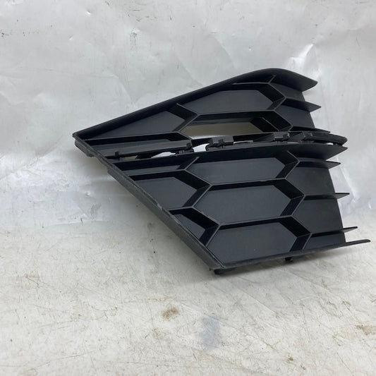 Skoda Superb Ön Tampon Sis Kapağı/Çerçevesi 3V0853665 Orijinal Sıfır En Uygun Oto Parça