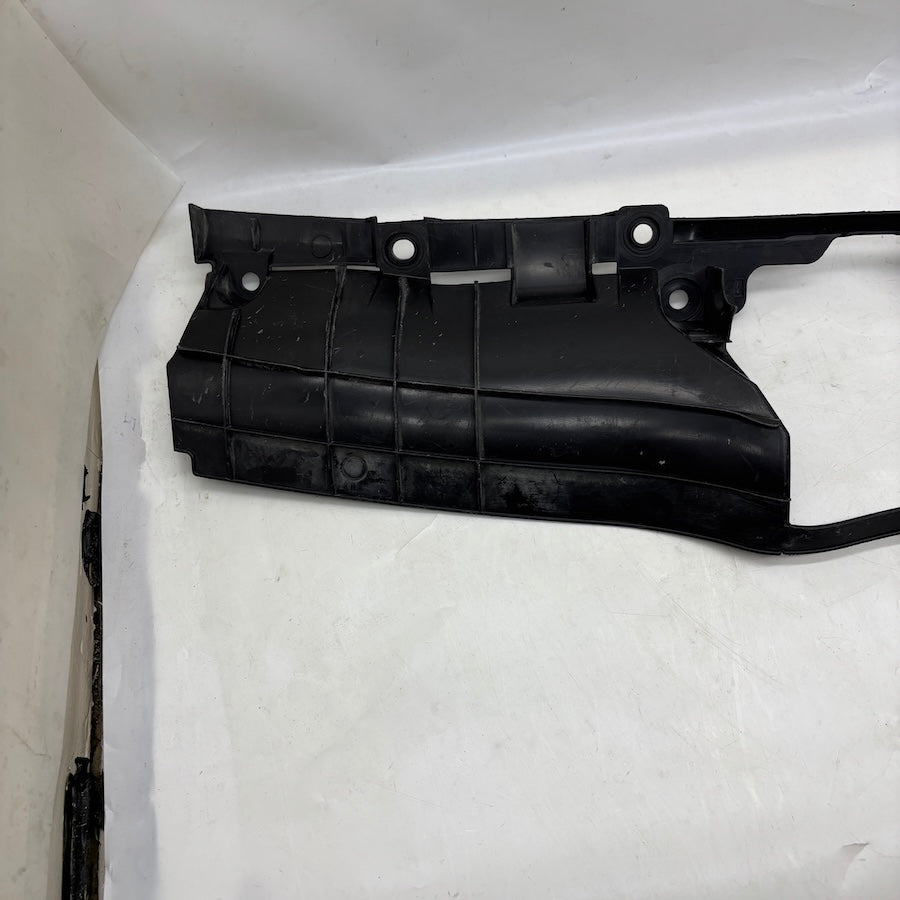 Subaru Forester Ön Tampon Üst Braket 9116556010