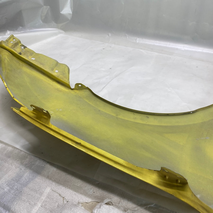 Suzuki Swift Ön Sol Çamurluk Orijinal Çıkma 2005-2009