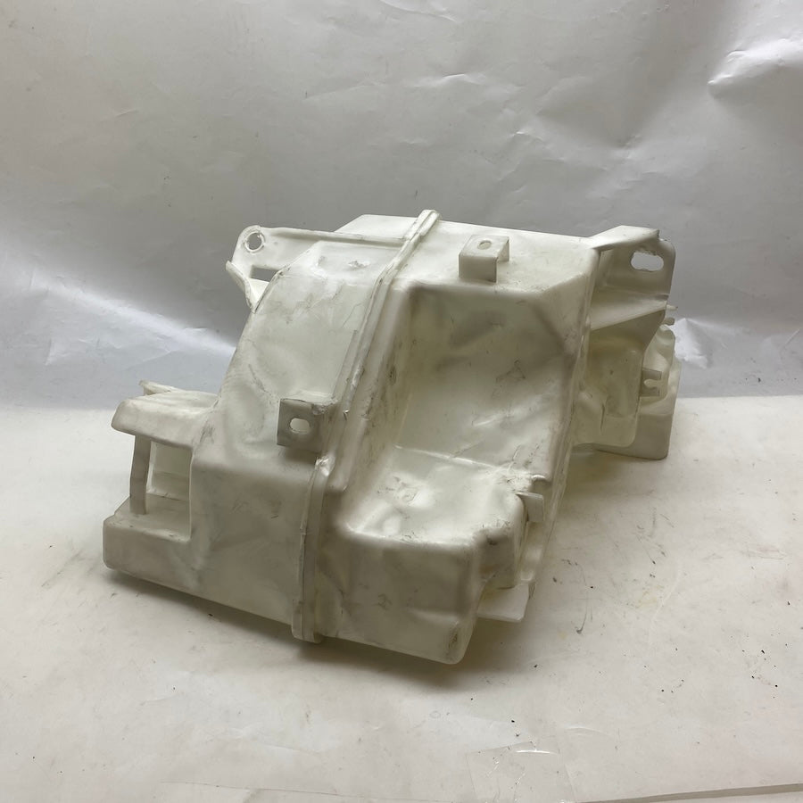 TOYOTA Corolla Cam Suyu Bidonu 2021