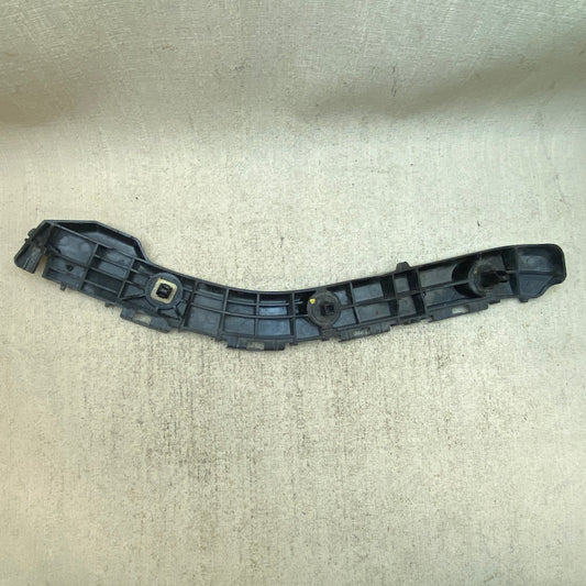 TOYOTA Verso Arka Tampon Braketi 52576-0f020