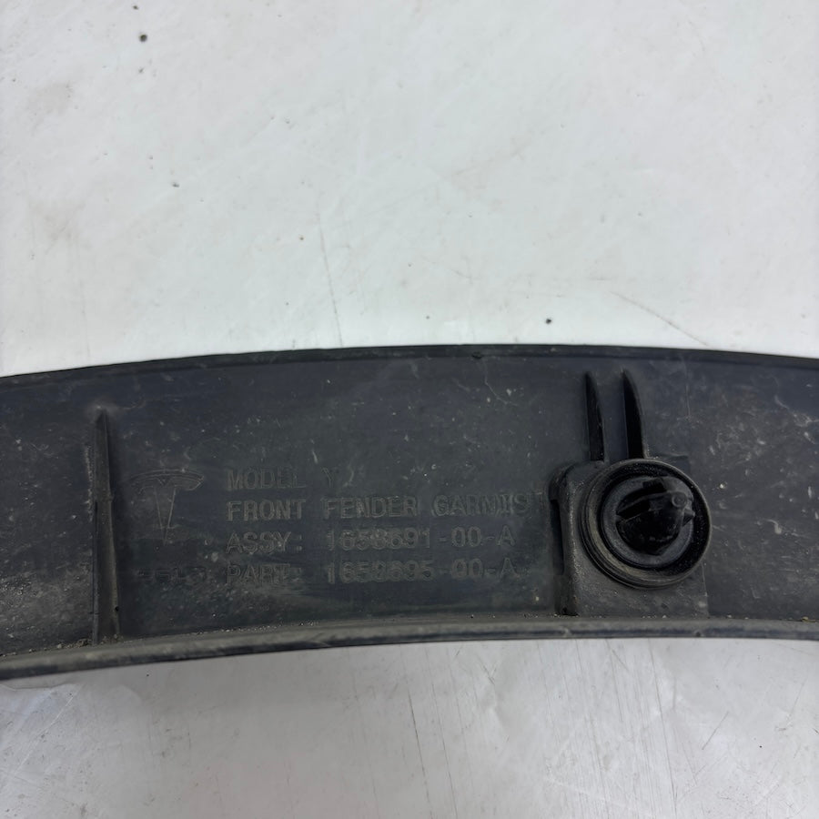 Tesla Model Y Dodik FA4012000714