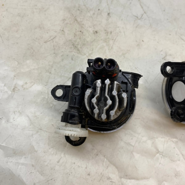 Togg T10X Sis Farı 89252091/89252081 2022+ En Uygun Oto Parça