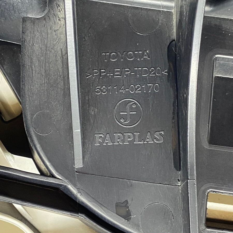 Toyota Auris Ön Panjur 53114-02170