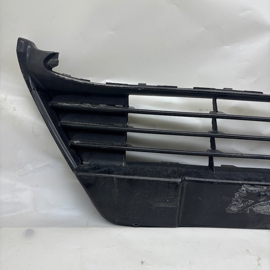 Toyota Auris Ön Tampon Izgarası 5312-02390