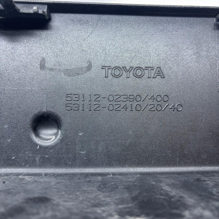Toyota Auris Ön Tampon Izgarası 5312-02390