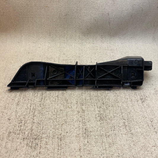 Toyota Avensis Ön Tampon Sol Braket 52536-05020