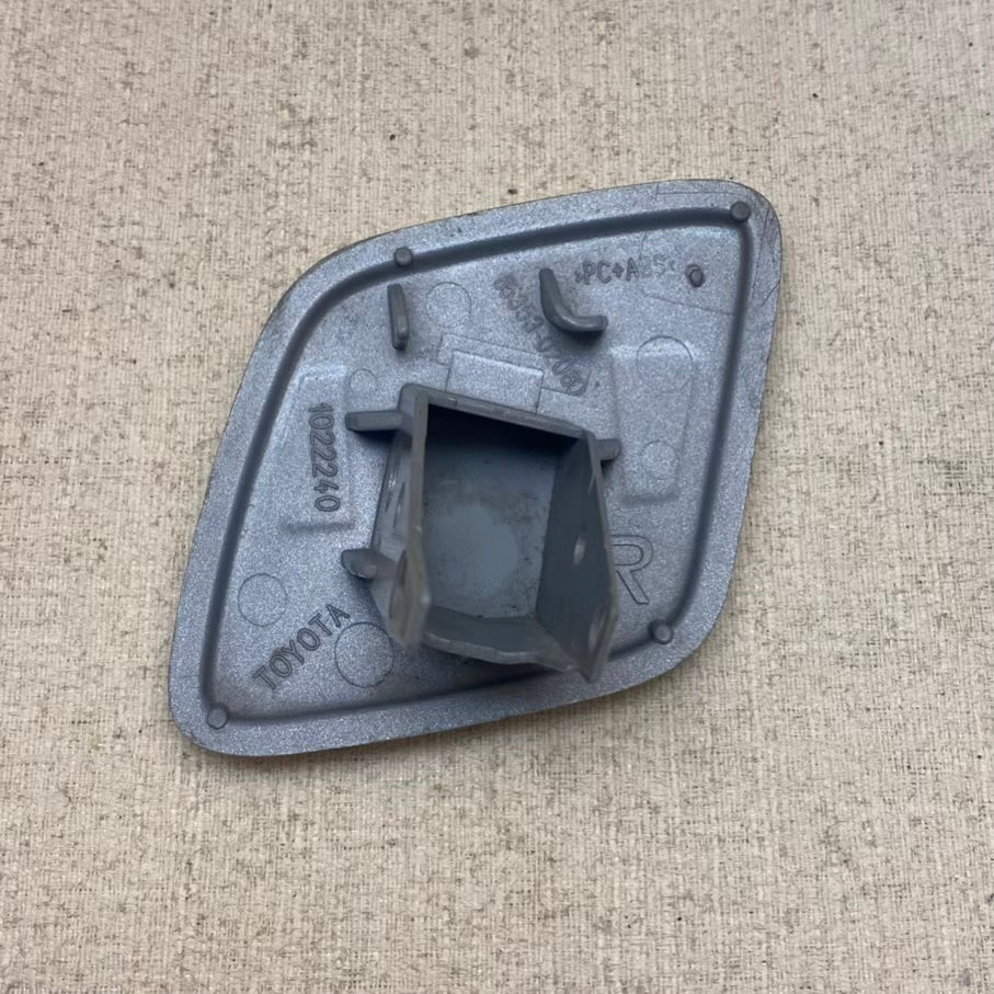 Toyota Corolla Far yıkama kapağı Sağ 85353-02080