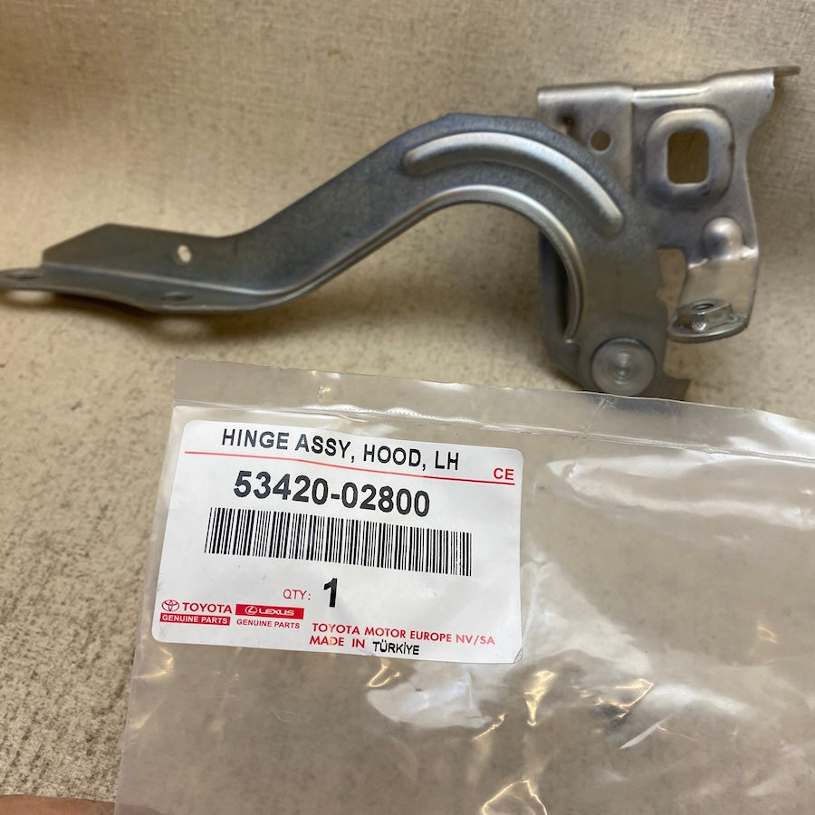Toyota Corolla Sol Kaput Menteşesi 53420-02800
