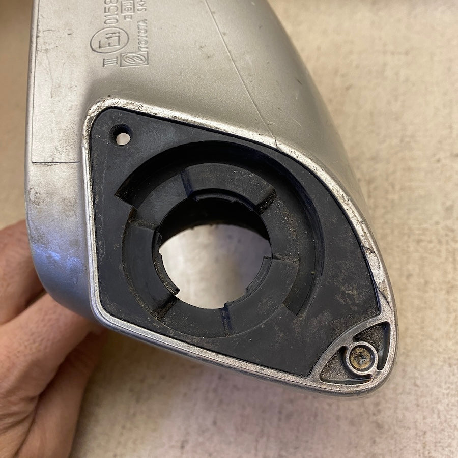 Toyota Corolla Verso Sağ Ayna Kasası E11 015857