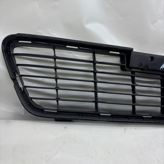 Toyota Hilux Tampon Orta Izgara 53112-OK120