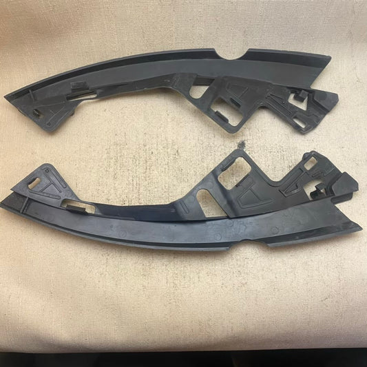 VOLVO C30 Far Tutucu Braket 31323157/31323156