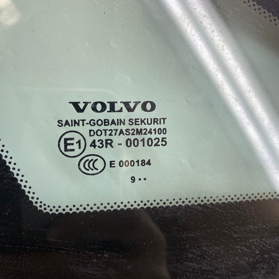 VOLVO S40 Arka Sol Kelebek Camı 43R-001025