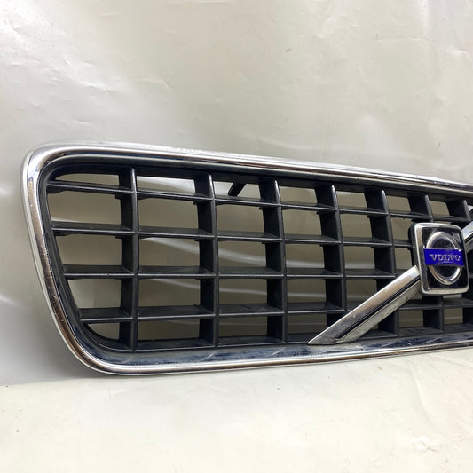 VOLVO S40 Ön Izgara (Panjur) 08620116