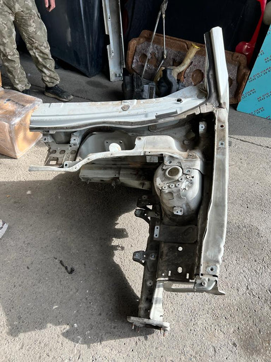 VOLVO S40 SOL ÖN ŞASE KOLU TÜFEK SACI PODYE