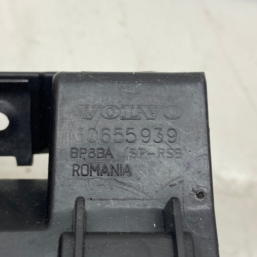 VOLVO S40/V40/V50 Arka Tampon Montaj Braketi 30657220