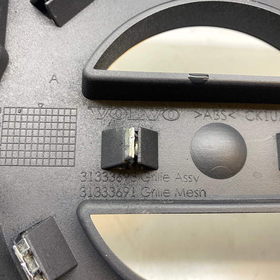VOLVO S60 Ön Panjur/Ön Izgara Radarlı 31333693/31333691