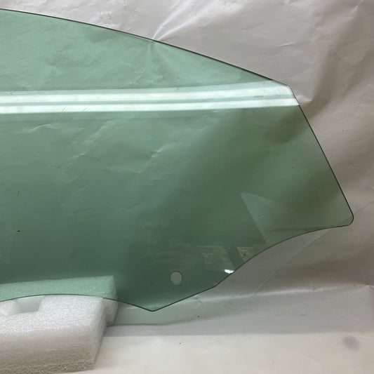 VOLVO S60 Ön Sağ Kapı Camı 43R-001106