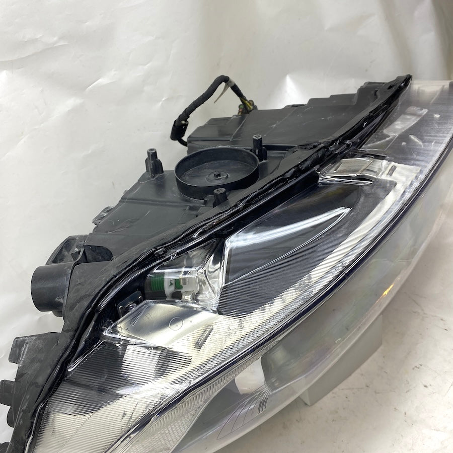 VOLVO S60/V60 Sağ Far 31420269