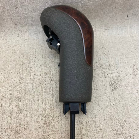 VOLVO S70 V70 C70 S40 V40 Vites Topuzu 9181356