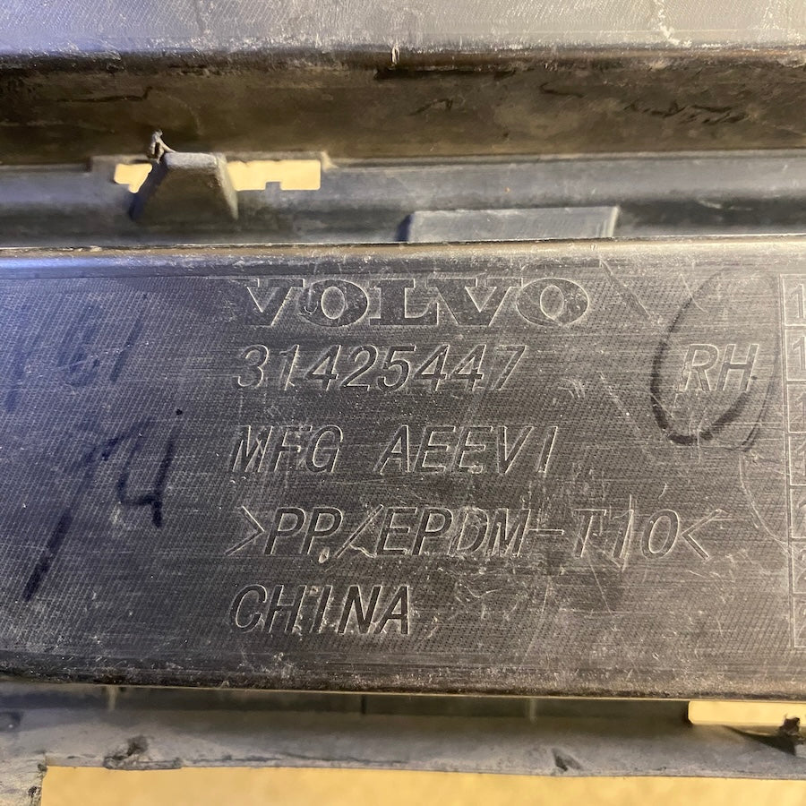 VOLVO S90 Ön Tampon Sis Kapağı 31425446 31425447