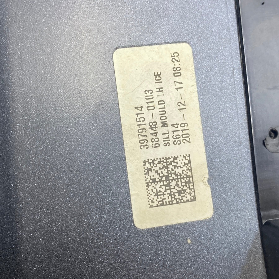 VOLVO S90/V90 Marşpiyel Kaplaması 31672372/31672373 - En Uygun Oto Parça