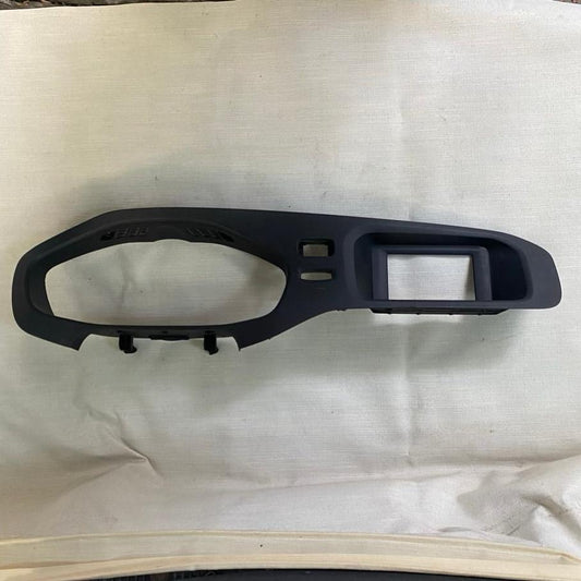 VOLVO V40 Gösterge Panel Braketi 31389537