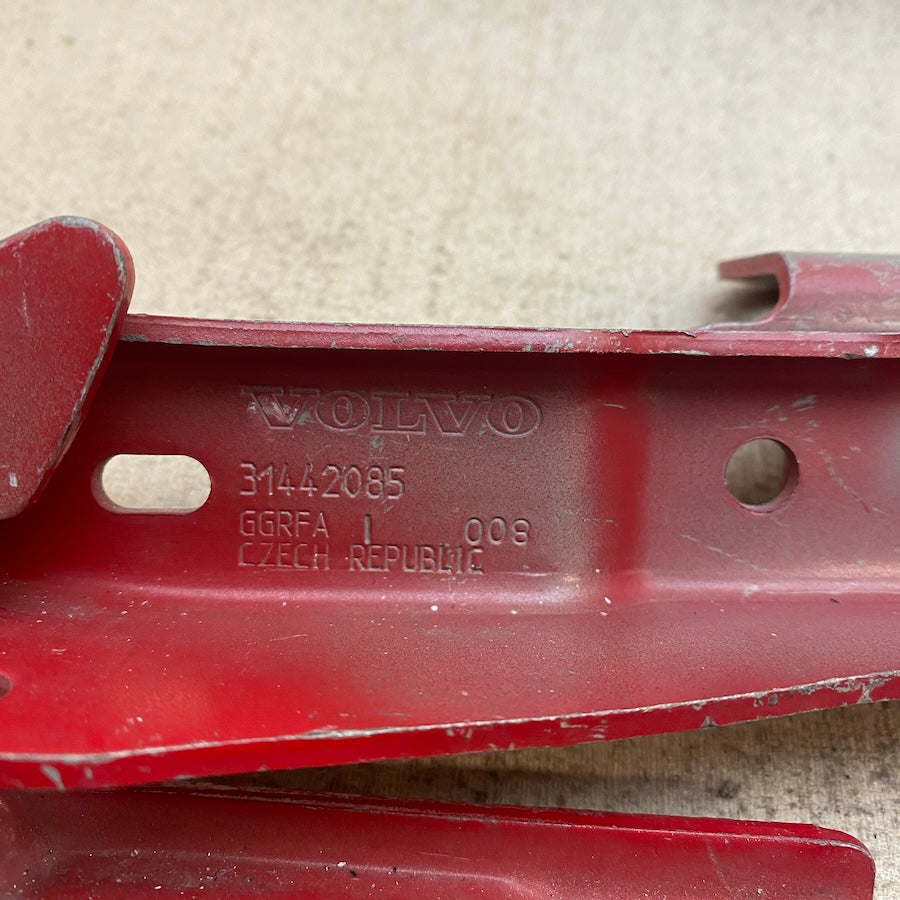 VOLVO V40 Kaput Menteşesi 31442085/31442084