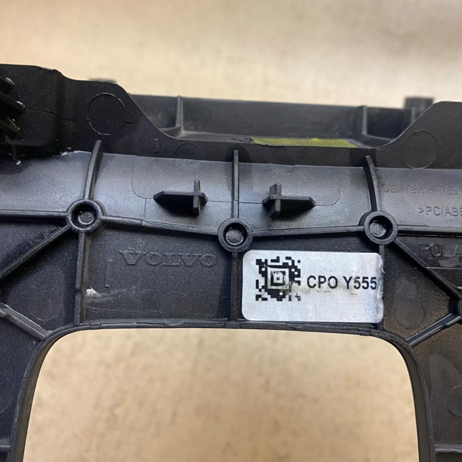 VOLVO V40 Kontrol Paneli Çerçeve 8632794