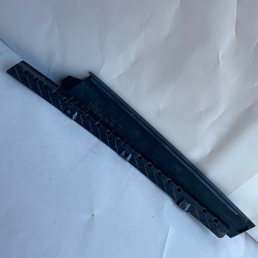 VOLVO V40 Ön Kapı Direk Çıtası Sol 31391183
