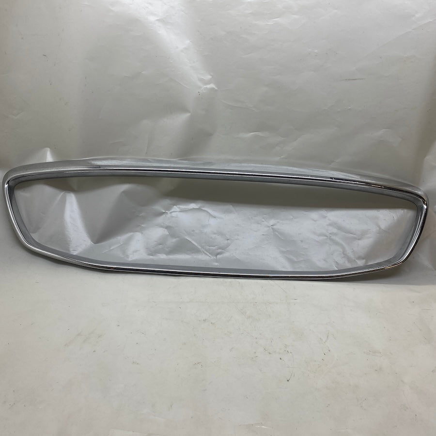 VOLVO V40 Ön Panjur Çerçeve Nikelajı 31290914