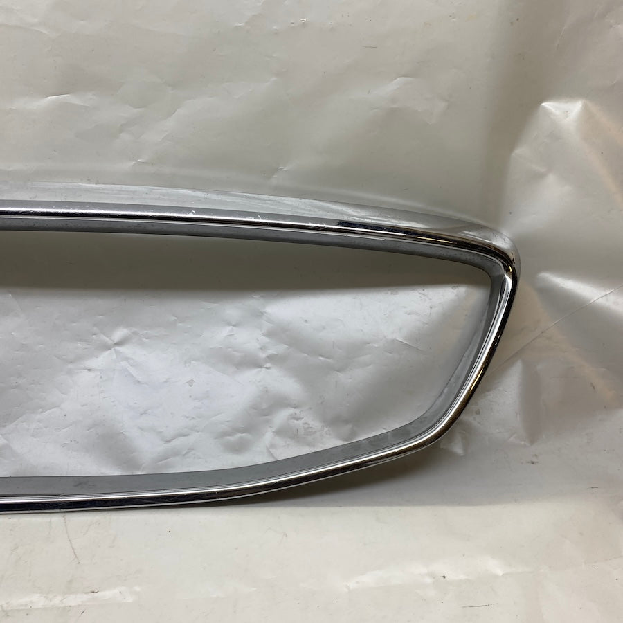 VOLVO V40 Ön Panjur Çerçeve Nikelajı 31290914