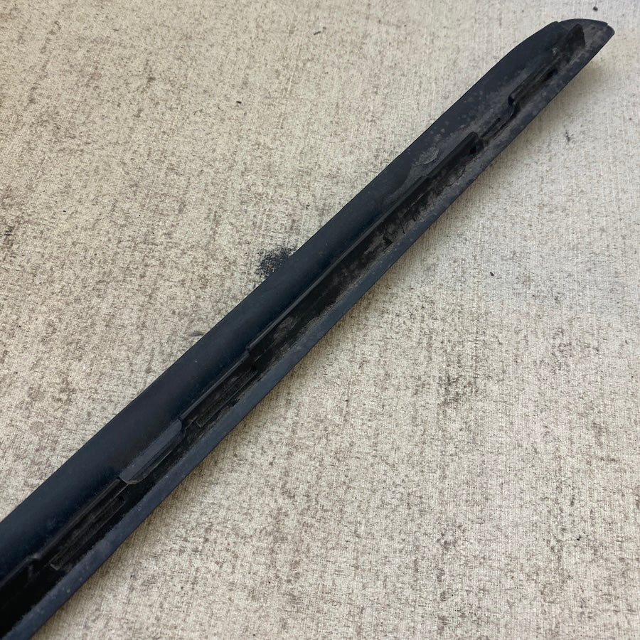 VOLVO V40 Sağ Ön Cam Çıtası 31378573