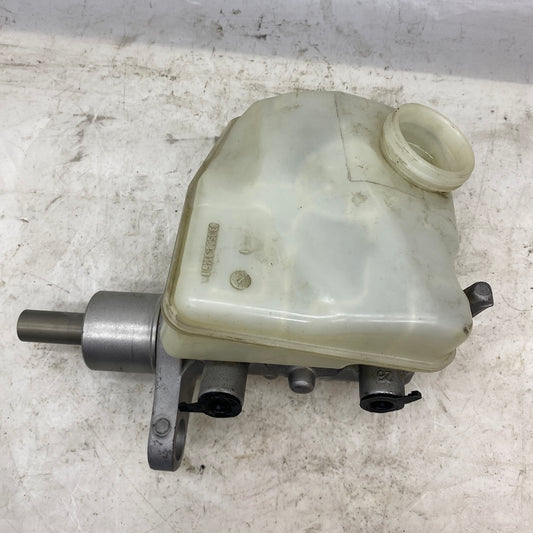 VOLVO V60 2.0L Fren Üst Merkezi 32130227