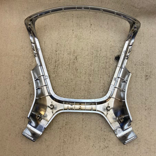 VOLVO V70/XC70/XC90 Direksiyon Trim Braketi Krom PV55570010