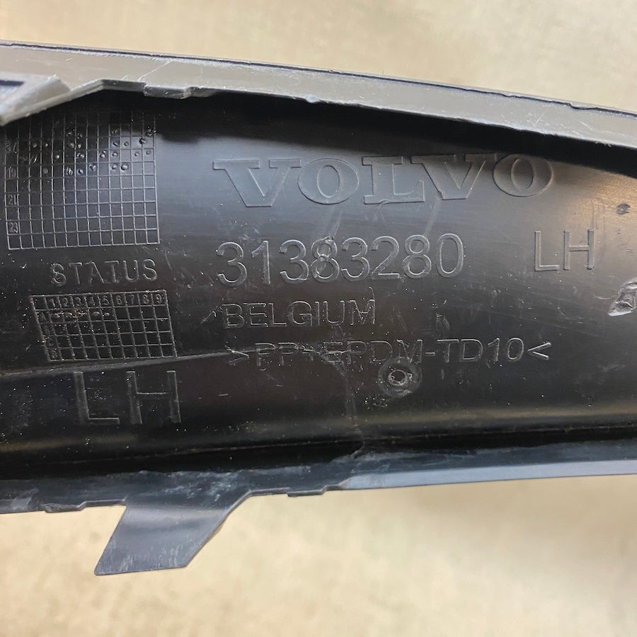 VOLVO V90 Cross Country Sis Far Kapağı 31383280