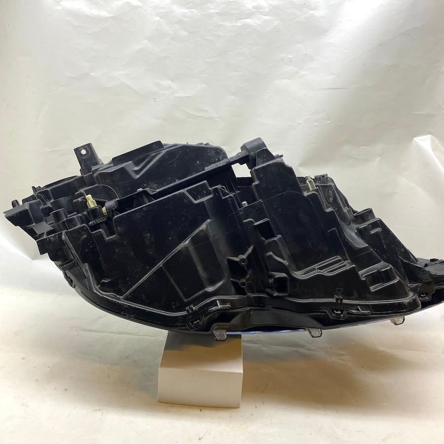 VOLVO V90/S90 Sol Far Orjinal 31468900