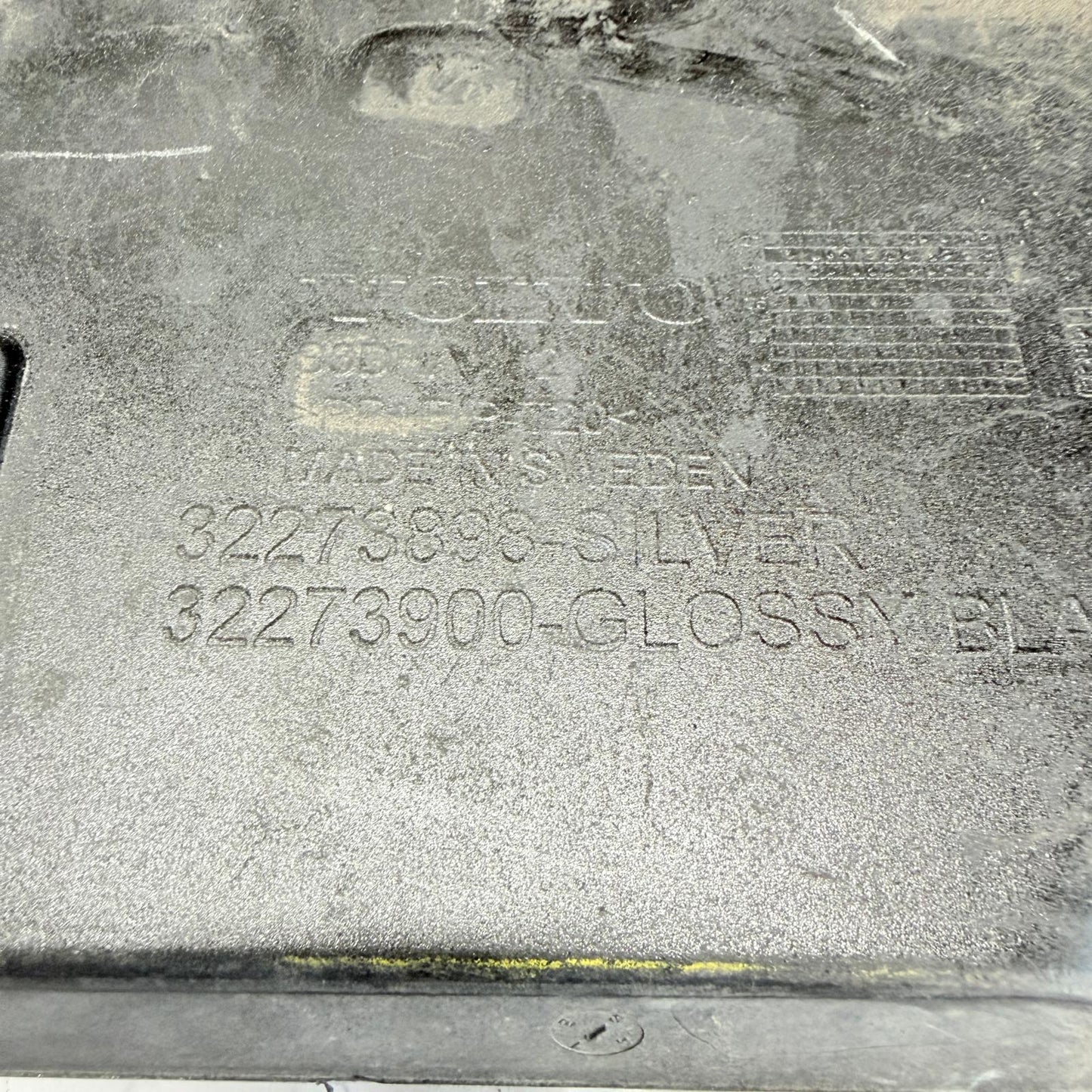 Volvo XC40 Arka Tampon Alt Difüzör 32273900 En Uygun Oto Parça