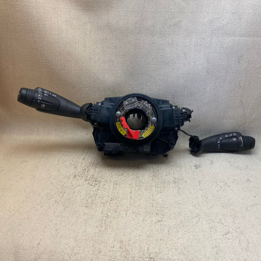 VOLVO XC40 Sinyal Kolu ve Silecek Kolu 32275368