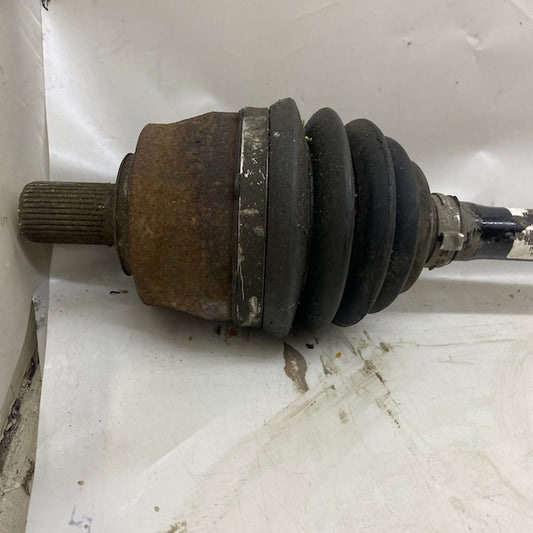 VOLVO XC40 T3 Ön Sağ Aks 32240102 2016-2022