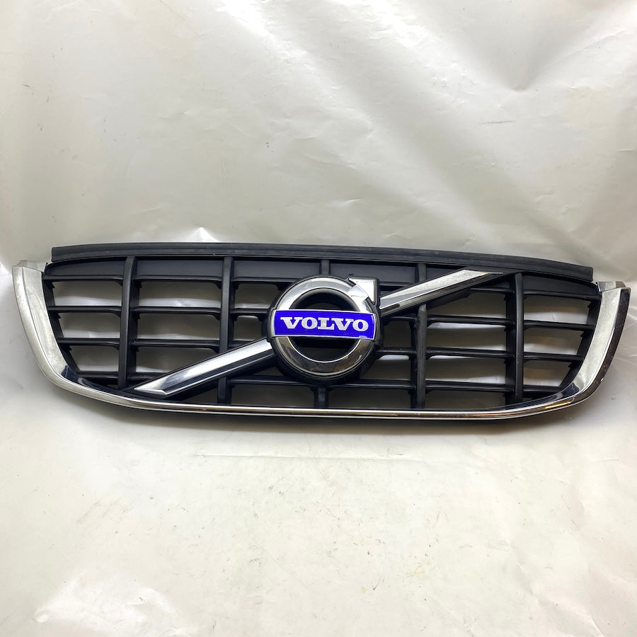 VOLVO XC60 Ön Panjur/Ön Izgara 30764558