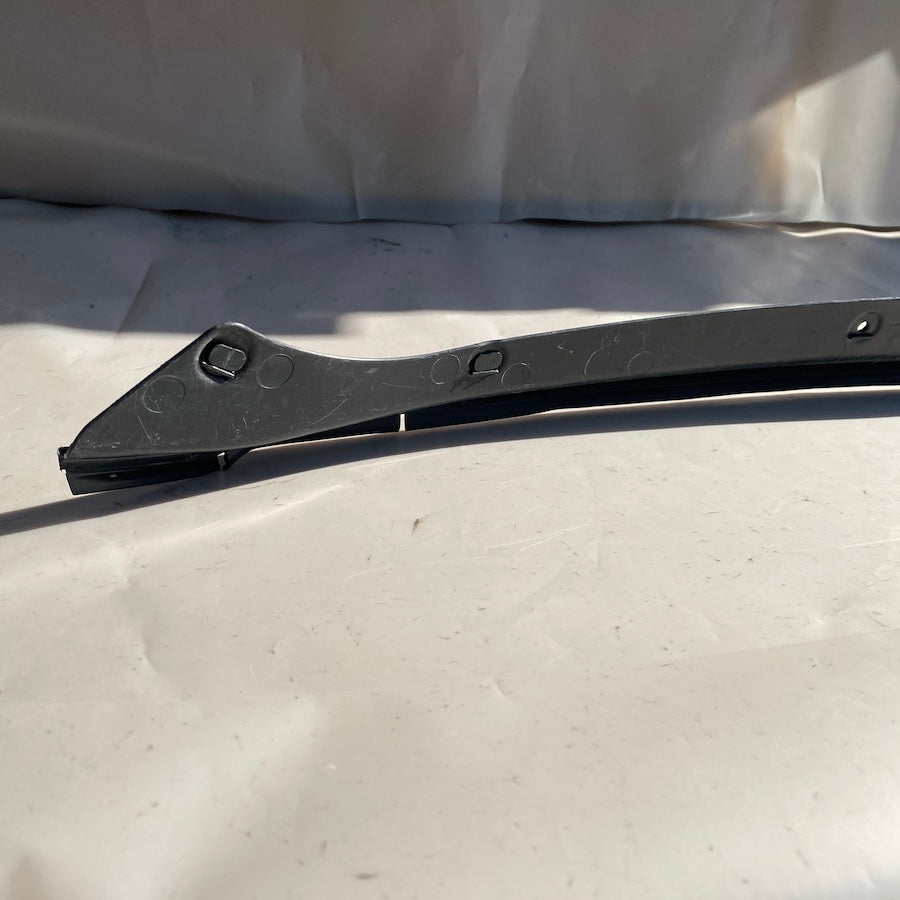 VOLVO XC60 Ön Sol Kapı Contası 31298783