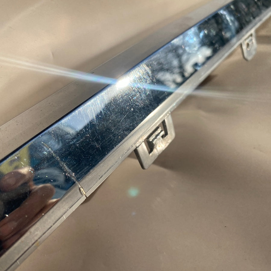 VOLVO XC60 Ön Tampon Alt Nikelajı 32227904