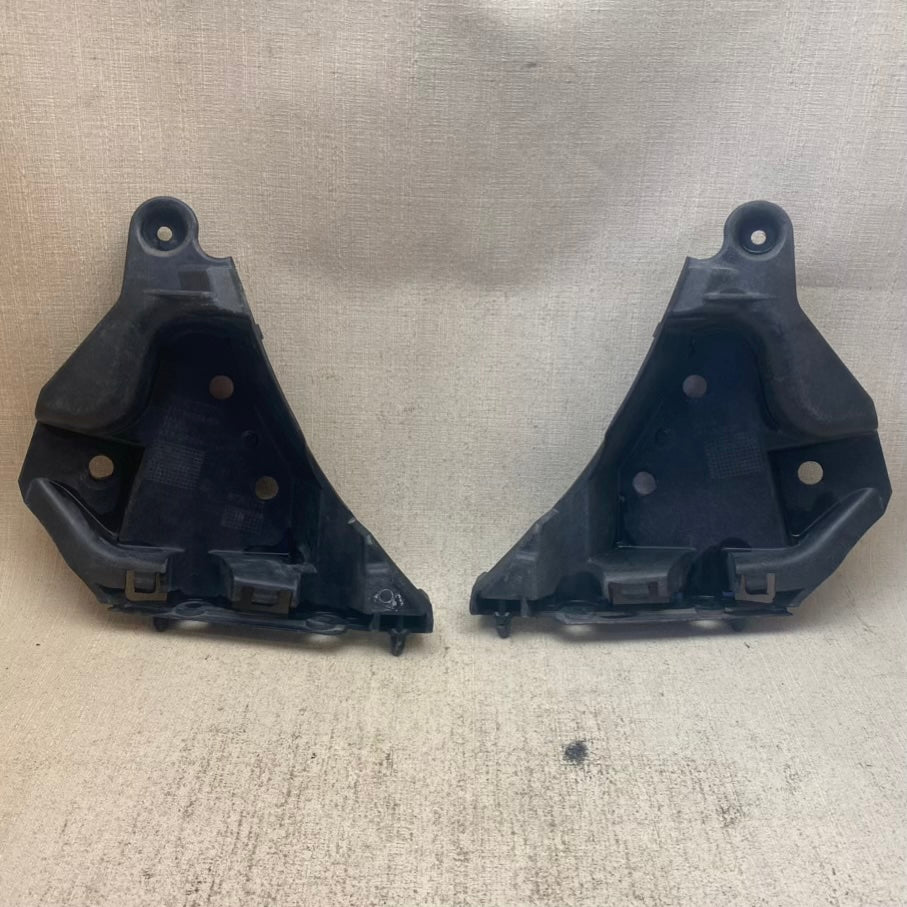 VOLVO XC60 Ön Tampon Braketi 30764619/30764618