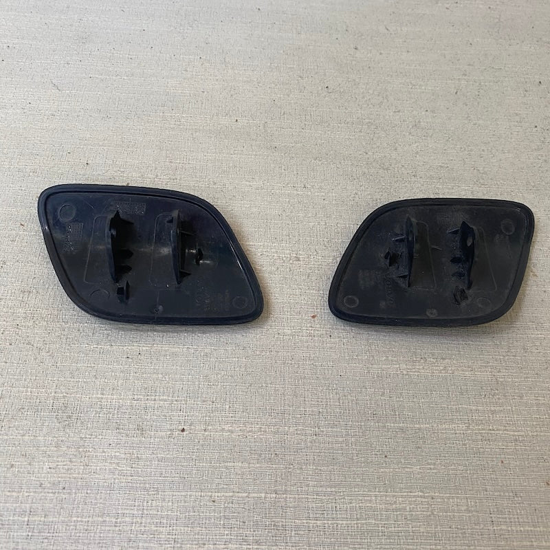 VOLVO XC60 Ön Tampon Far yıkama kapağı Sağ/Sol 30763410 30763411