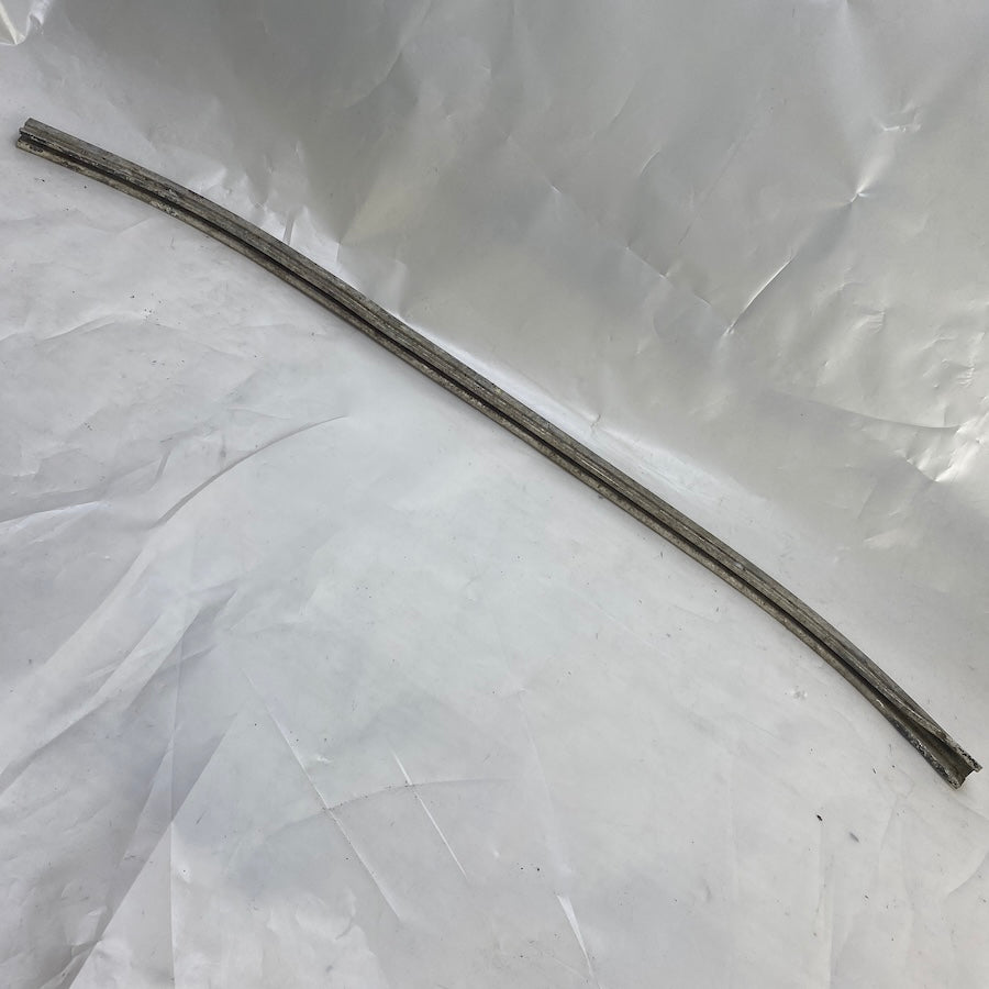 Volvo XC60 tampon alt demiri – orijinal çıkma parça, 30763424 (2009-2014).